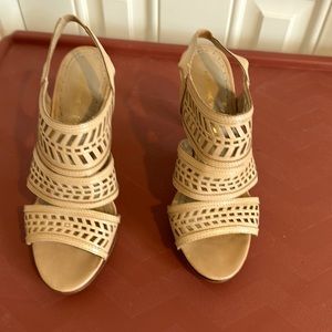 Leather sandals with 3” heel